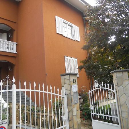 Beb Villa Aurora Carmagnola Buitenkant foto